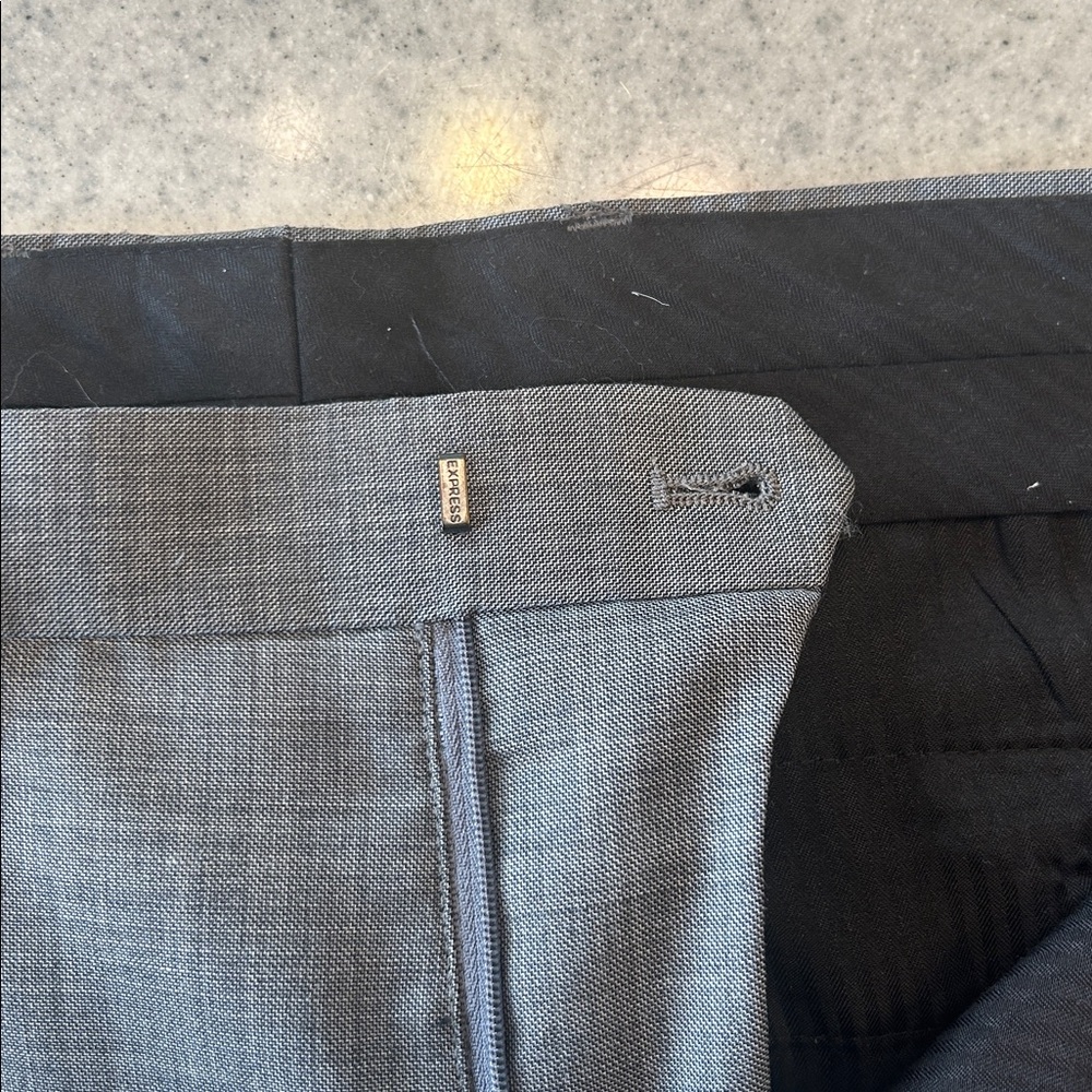 Express Innovator Men’s Dress Pants Gray Size 30/32 - Picture 9 of 10
